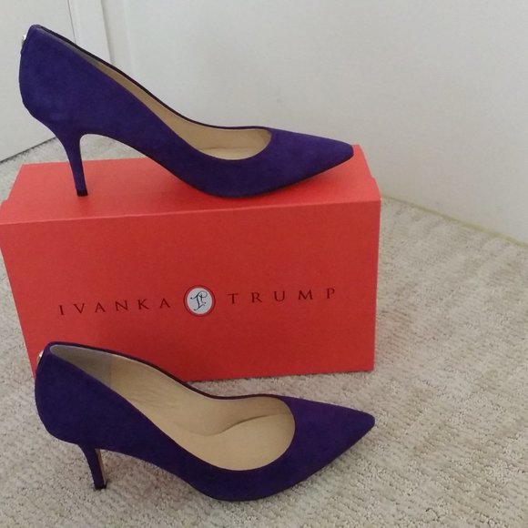 Ivanka Trump Natalie Heels Like New - Picture 3 of 5